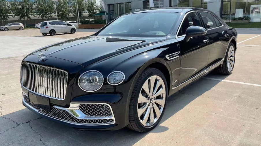 汽車塑膠模具（jù）廠（chǎng）家（jiā）設計（jì）注塑模具要注意什麽？